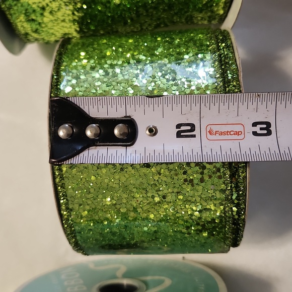 Christmas Ribbons - Picture 12 of 17